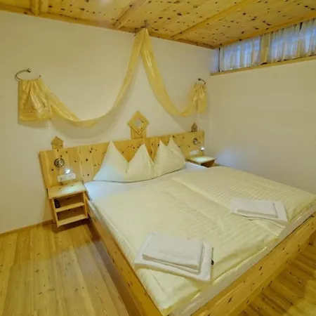 Holiday home Schoeneben Haus Elisabeth Wald im Pinzgau