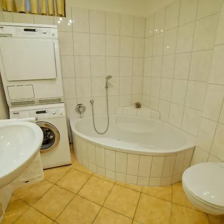 Schoeneben Haus Elisabeth * Wald im Pinzgau