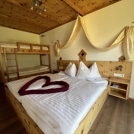 Schoeneben Haus Elisabeth Wald im Pinzgau